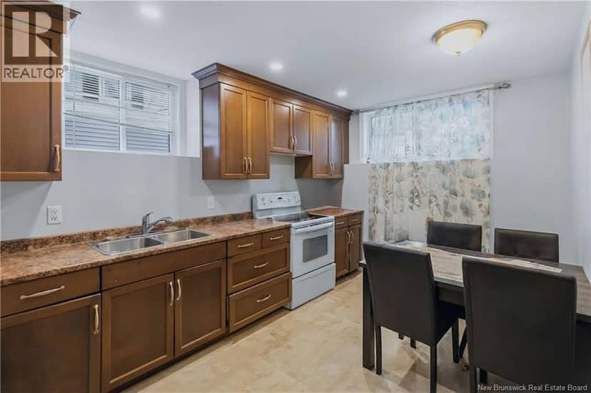 7 James Street — photo 7 of 16