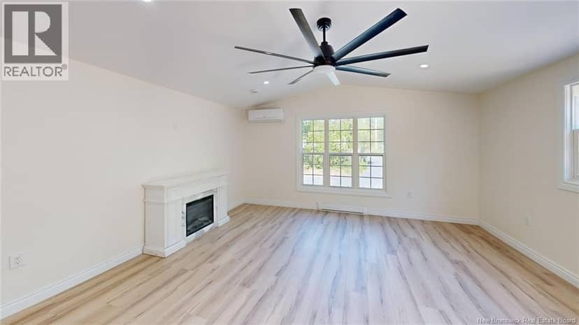 494 Broad Road — photo 3 of 19