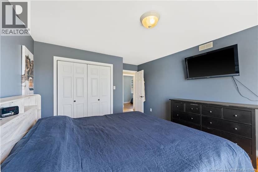 96 Nicolas Street — photo 12 of 26