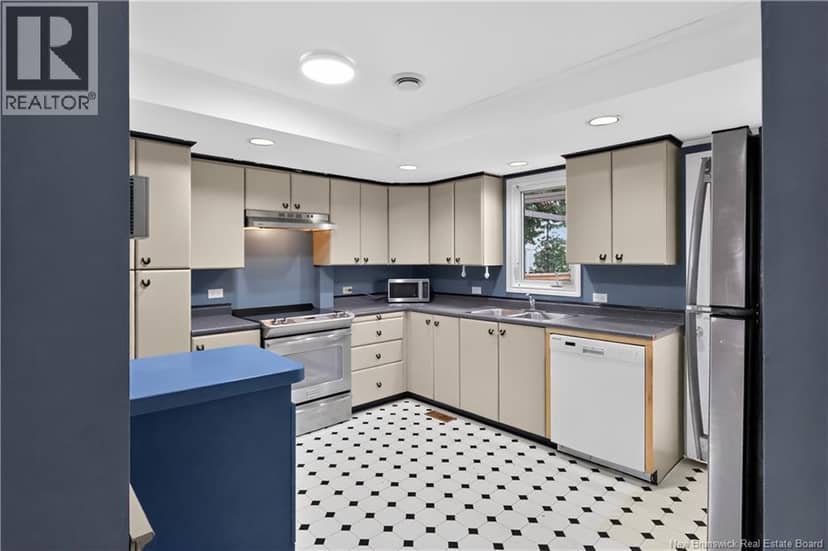 19 Copp Street — photo 16 of 31