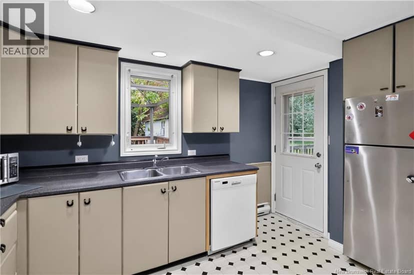 19 Copp Street — photo 14 of 31
