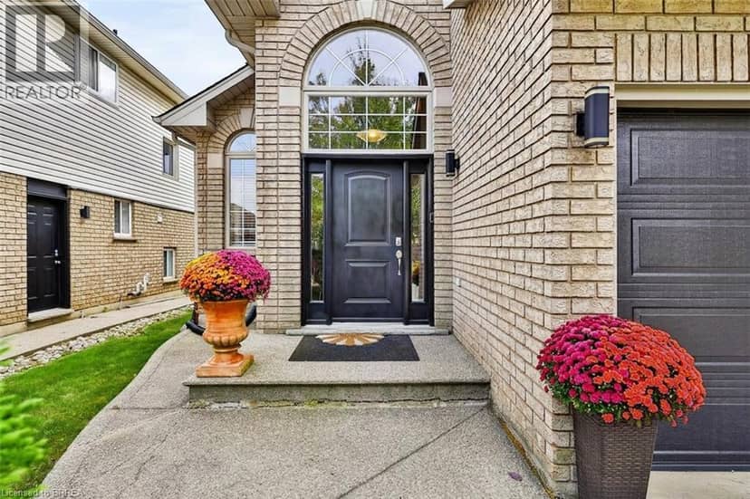 48 HOLKHAM Avenue — photo 2 of 40