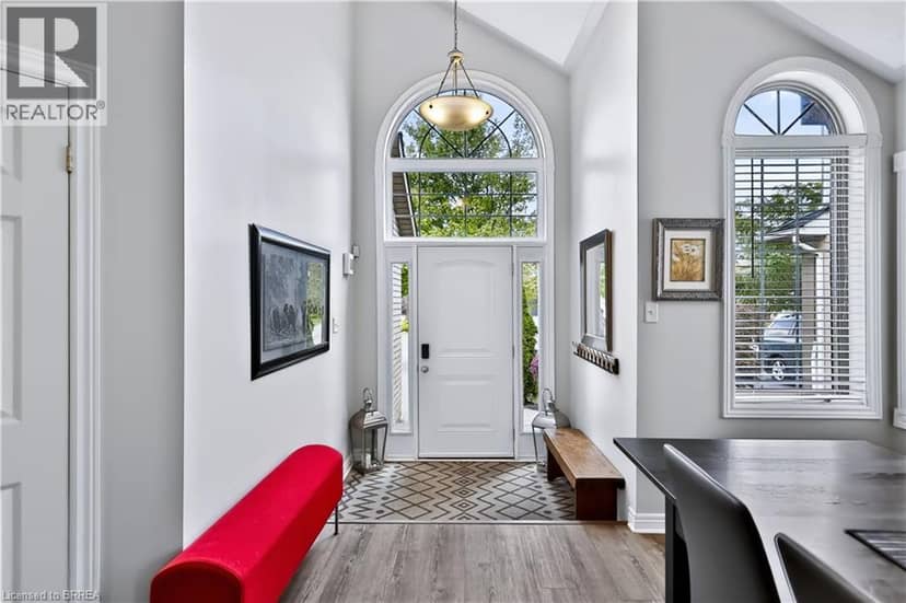 48 HOLKHAM Avenue — photo 3 of 40
