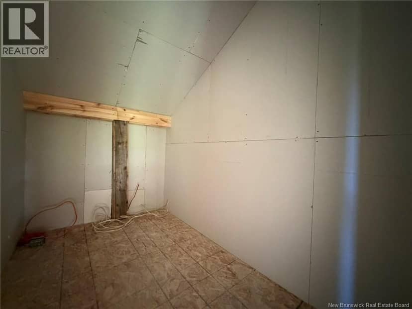 343 Hilltop Road — photo 20 of 29