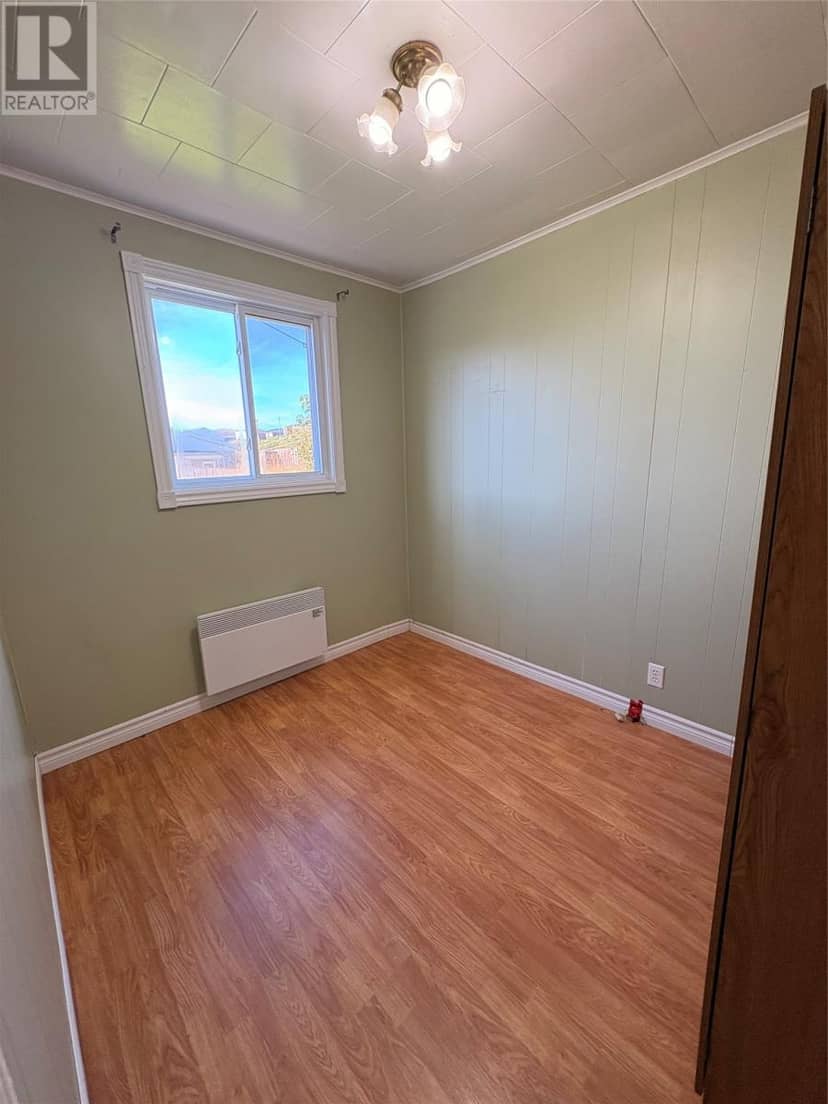 38 BROOK Street — photo 14 of 17