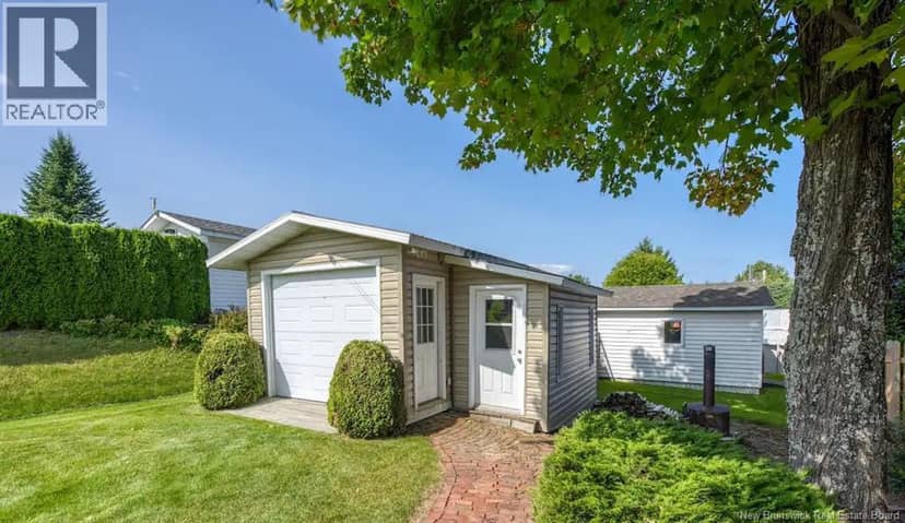 109 Bourgoin Street, Drummond, photo 6