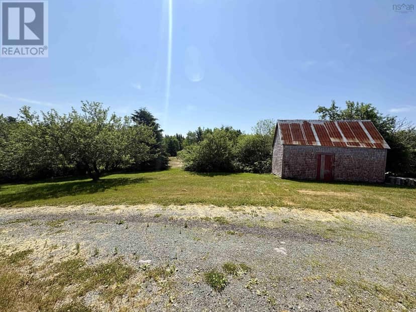 272 Breen Road — photo 7 of 40