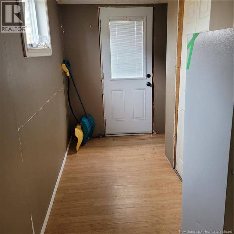 543 Champlain Street — photo 15 of 18