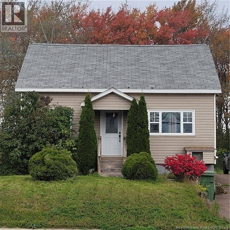 543 Champlain Street — photo 1 of 18