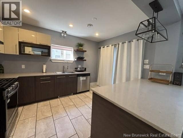 180 Highfield Street — photo 15 of 40