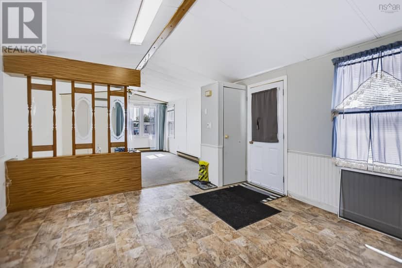 2 Costin Drive, Amherst, photo 7