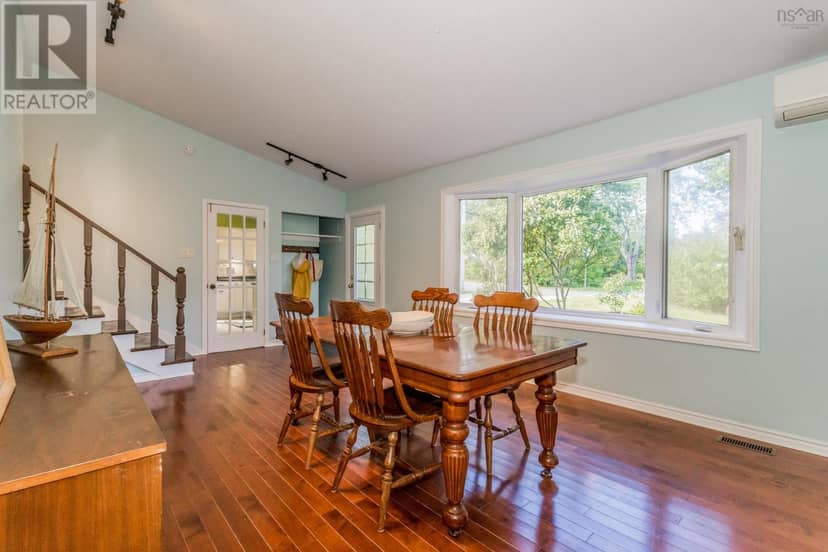 1 Sylvan Drive — photo 10 of 40