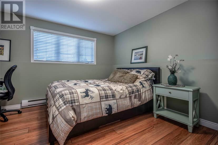 9 Mercedes Court — photo 24 of 27