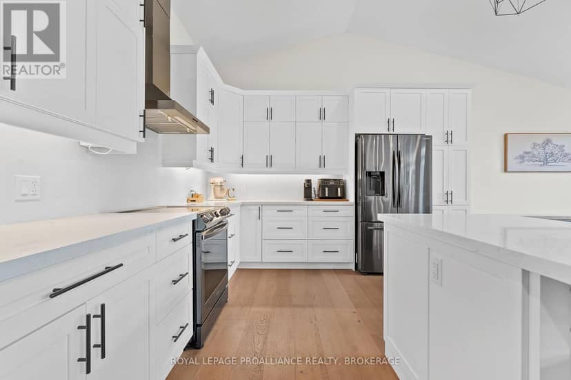 1888 Sunbury Road — photo 11 of 40