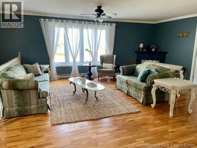 423 Darlington — photo 5 of 26