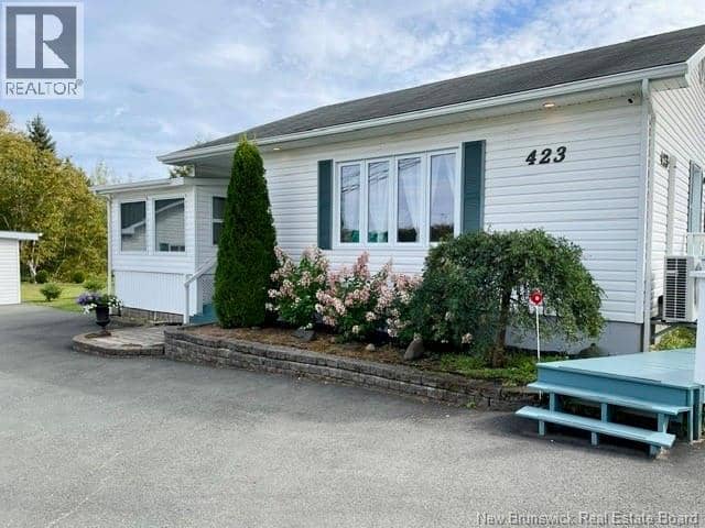 423 Darlington — photo 4 of 26