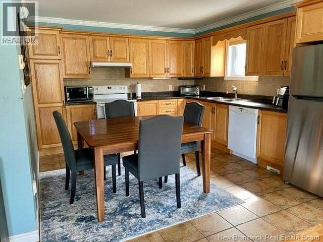 423 Darlington — photo 7 of 26