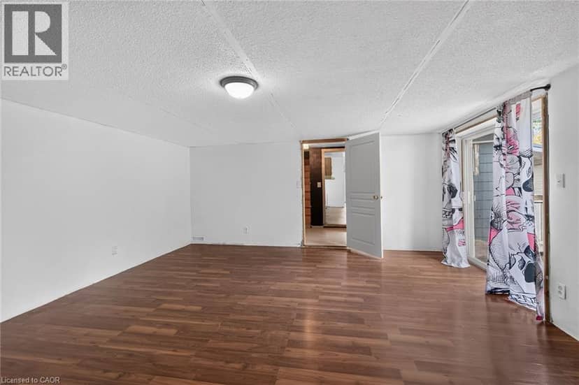 80-82 ANN Street — photo 15 of 40