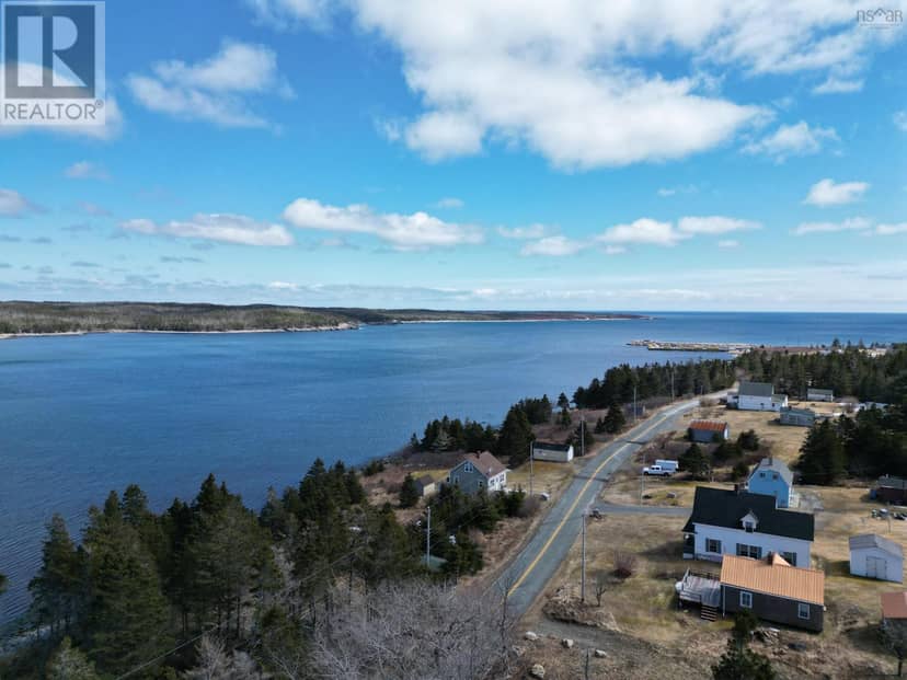 New Harbour Road — photo 3 of 6