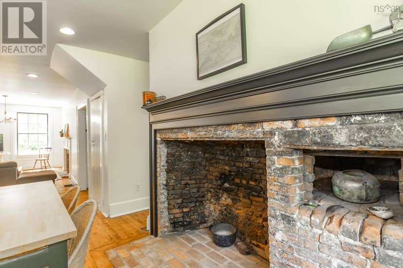 2386 Highway 201 — photo 18 of 40