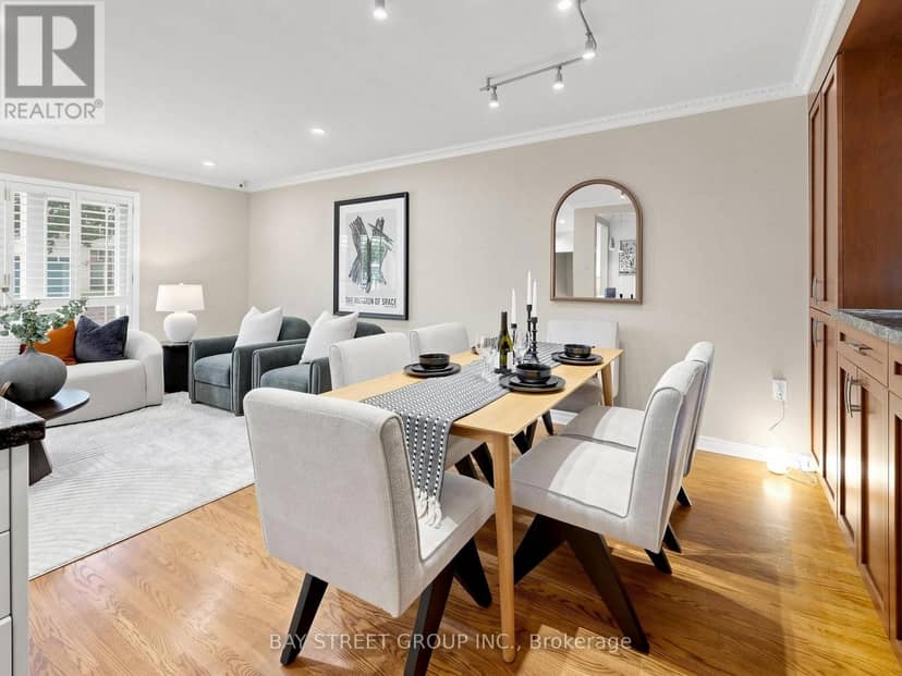 1 Lesgay Crescent — photo 8 of 34