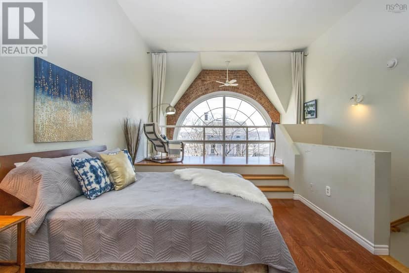 10 2128 Brunswick Street — photo 13 of 28
