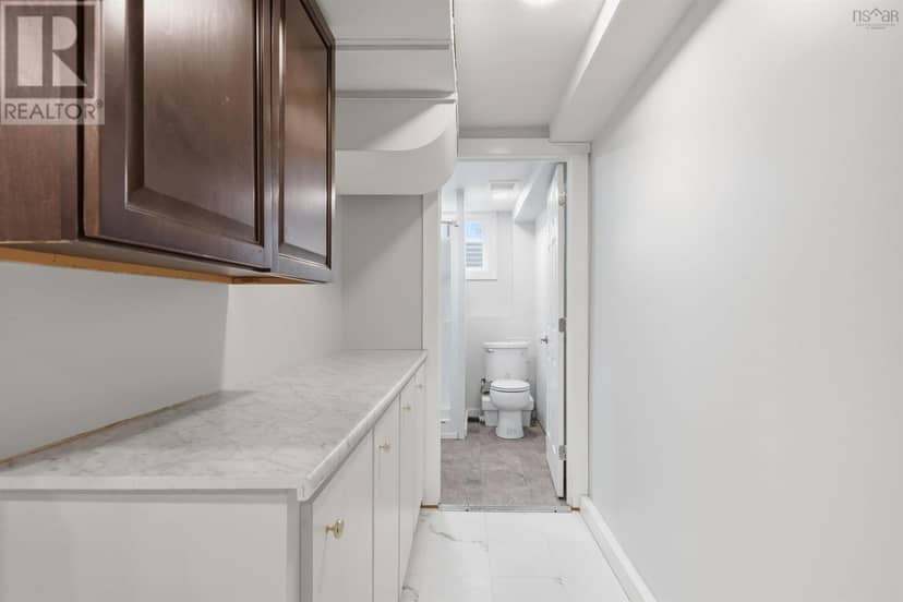 56 Whitman Court — photo 39 of 40