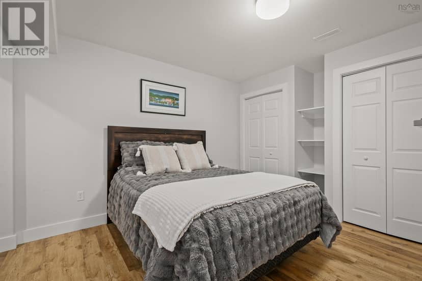 1438 Mccabe Lake Drive — photo 35 of 40