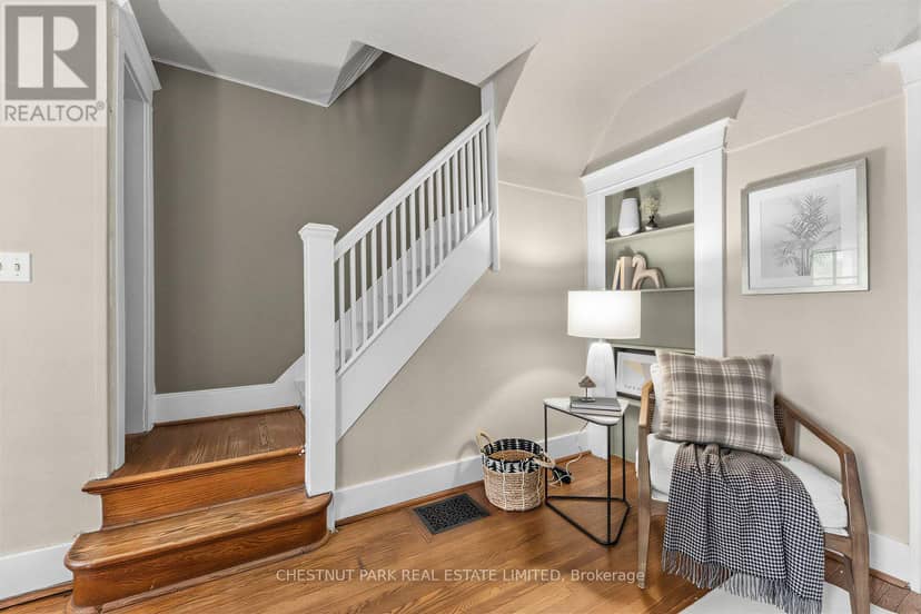1394 Davenport Road — photo 15 of 24