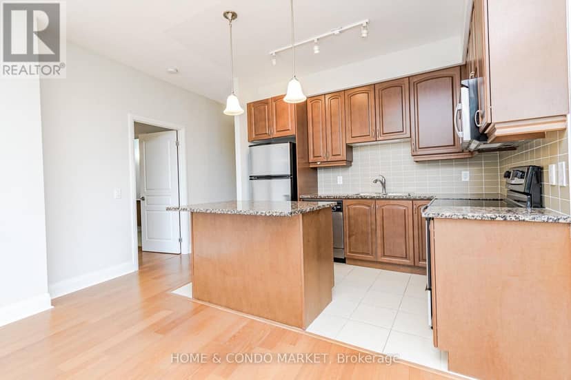 315 - 1 Hurontario Street — photo 11 of 35