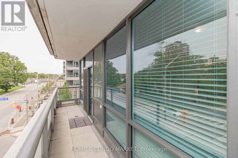 315 - 1 Hurontario Street — photo 25 of 35