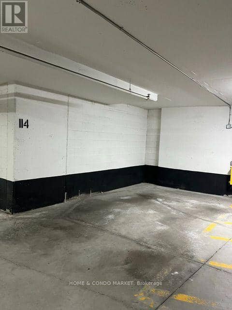 315 - 1 Hurontario Street — photo 26 of 35