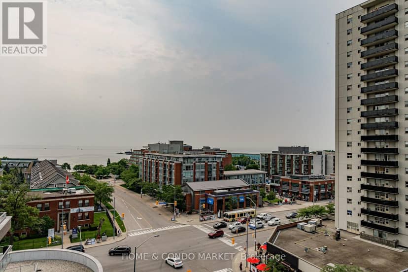 315 - 1 Hurontario Street — photo 31 of 35