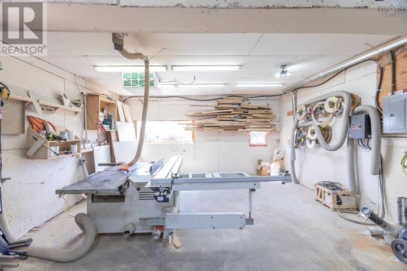 3327 Clementsvale Road — photo 40 of 40