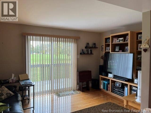12 Caitlin Court — photo 15 of 18