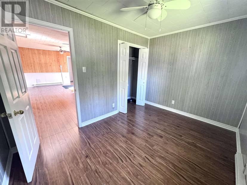 1142 Fantham Rd — photo 18 of 36