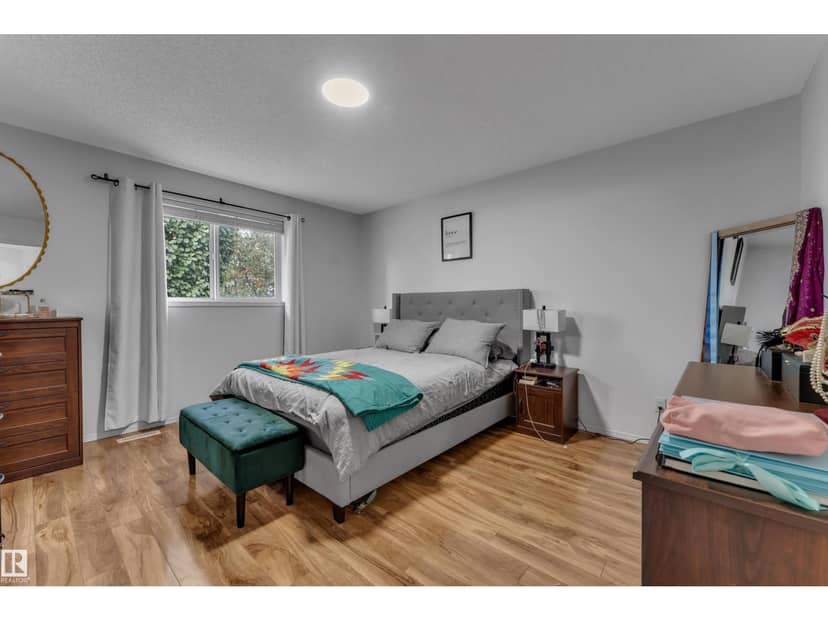 1233 Ormsby Ln NW — photo 20 of 40