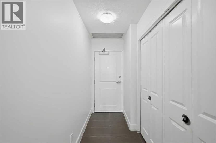 1003, 77 Spruce Place SW, Calgary, photo 4