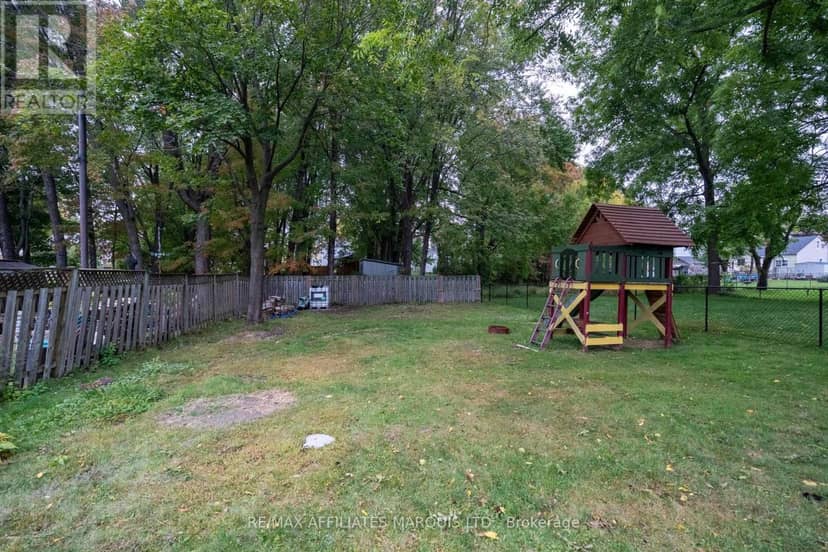 311 Fourth Street W — photo 28 of 33