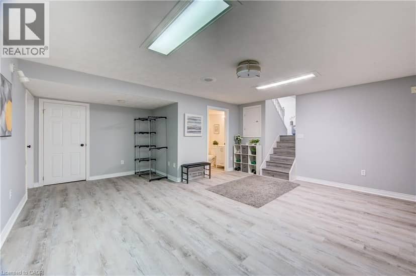 102 ALLEN Street — photo 37 of 40