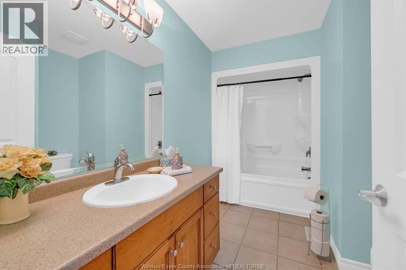 307 Golfview Drive — photo 16 of 33