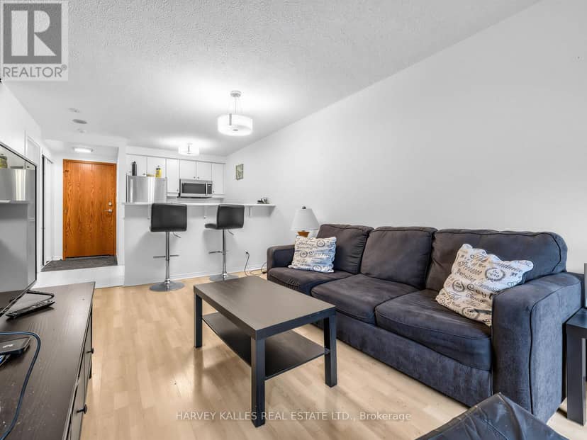 705 - 10 Yonge Street — photo 20 of 40