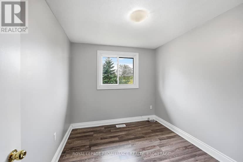 973 Oakview Avenue — photo 20 of 28