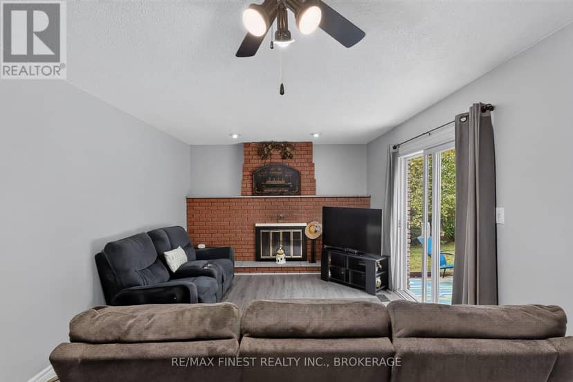 525 Whites Road — photo 10 of 26