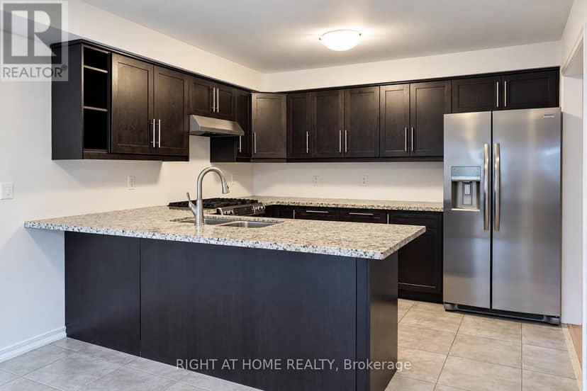 427 Chandler Crescent — photo 12 of 40