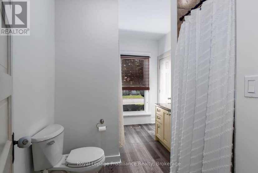 7 Simmons Street — photo 10 of 23
