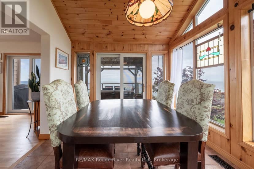 455 Lakeshore Road — photo 15 of 40