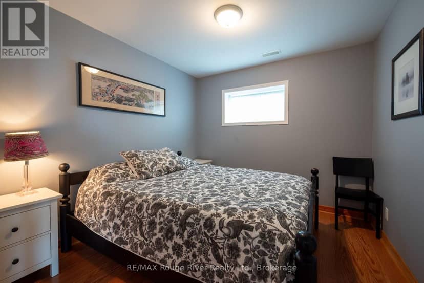 455 Lakeshore Road — photo 29 of 40