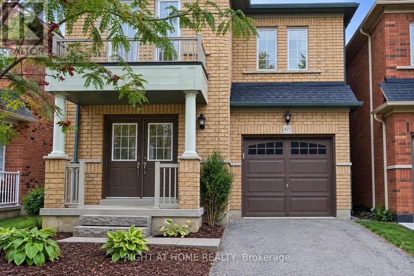 427 Chandler Crescent — photo 4 of 40