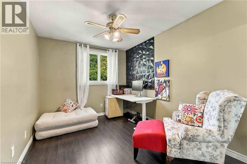 899 STONE CHURCH Road E Unit# 4 — photo 14 of 28